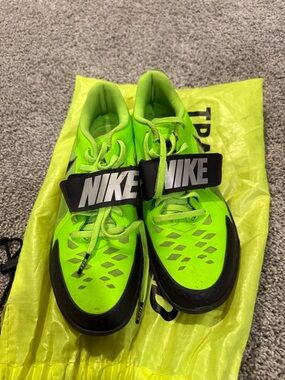 Women’s Track and Field Throwing Shoes